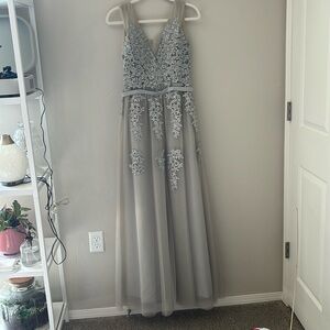 Prom dress/formal dress size 6 I believe